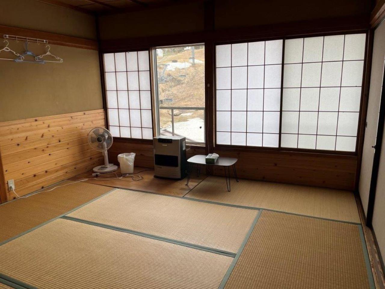 Futago Cabin Minamiuonuma Экстерьер фото